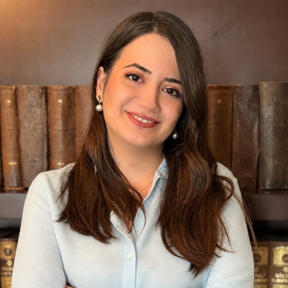 Emine Bıçakcı
